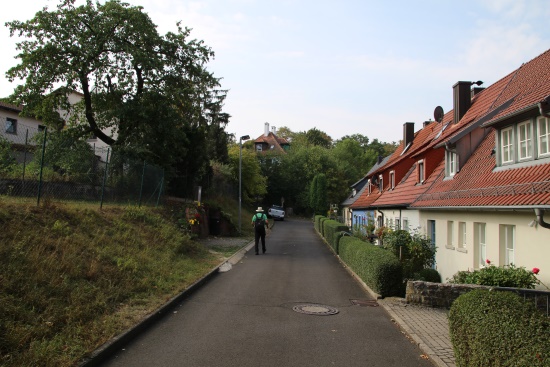 Am Burgweg verlassen wir das mittelalterliche Städtchen Aub (Bild: © Björn Neckermann) Am Burgweg verlassen wir das mittelalterliche Städtchen Aub (Bild: © Björn Neckermann)