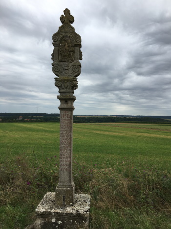 Sehenswerter Bildstock entlang des HW4 (Bild: Björn Neckermann)