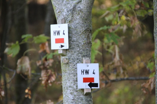 Wir sind stets auf dem HW4 unterwegs und überprüfen die angebrachten Hinweisschilder (Bild: Björn Neckermann)