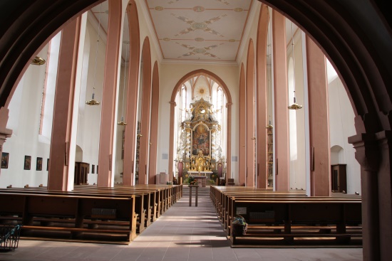 Hochaltar der Stadtpfarrkirche Mariä Himmelfahrt (Bild: Björn Neckermann)