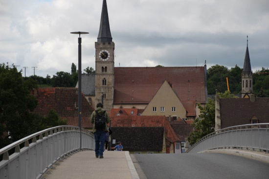 Die im Jahre 2012 sanierte "Alte Mainbrücke" zu Ochsenfurt (Bild: Björn Neckermann) Die im Jahre 2012 sanierte "Alte Mainbrücke" zu Ochsenfurt (Bild: Björn Neckermann)