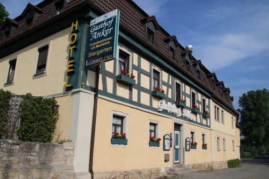 Altehrwürdiges Gebäude Hotel mit Biergarten Zum Anker (Bild: Björn Neckermann) Altehrwürdiges Gebäude Hotel mit Biergarten Zum Anker (Bild: Björn Neckermann)
