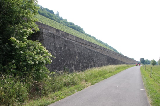 Steinbrücke bei Kleinochsenfurt - Zeugen einer hohen Schaffenskraft hier am Main (Bild: Björn Neckermann) Steinbrücke bei Kleinochsenfurt - Zeugen einer hohen Schaffenskraft hier am Main (Bild: Björn Neckermann)