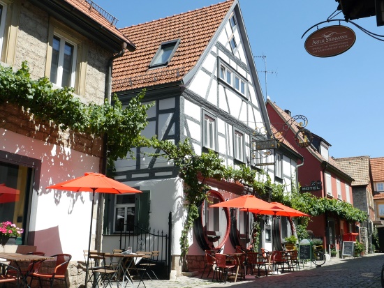 Kleine verträumte Cafes, Restaurants, Hotels was auch immer Ihren Gaumen erfreut (Bild: Markt Sommerhausen) Kleine verträumte Cafes, Restaurants, Hotels was auch immer Ihren Gaumen erfreut (Bild: Markt Sommerhausen)